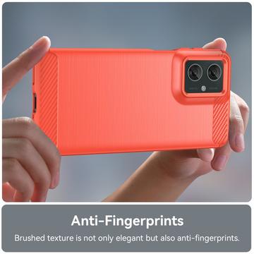 Motorola Moto G55 Børstet TPU Cover - Karbonfiber - Rød