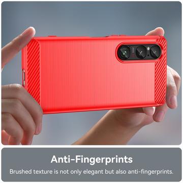 Sony Xperia 1 VI Børstet TPU Cover - Karbonfiber - Rød
