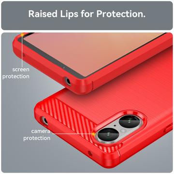 Sony Xperia 5 V Børstet TPU Cover - Karbonfiber - Rød