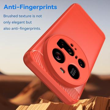 Xiaomi 15 Ultra Børstet TPU Cover - Karbonfiber - Rød