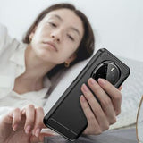 Honor Magic7 Børstet TPU Cover - Karbonfiber - Sort