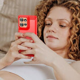 Motorola Edge 50 Børstet TPU Cover - Karbonfiber - Rød