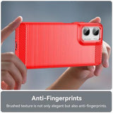 Motorola Moto G06/G06 Power Børstet TPU Cover - Karbonfiber - rød