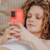 Motorola Moto G55 Børstet TPU Cover - Karbonfiber - Rød