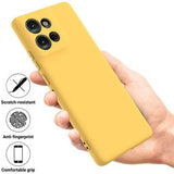 Motorola Moto G75 Flydende silikone cover med håndrem - gul