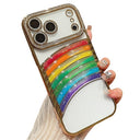 iPhone 17 Pro Regnbue Kviksand Hybrid Cover med Rhinestone-kameradekor - Guld