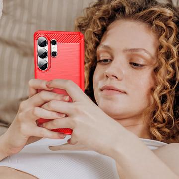 Samsung Galaxy S26 Ultra Børstet TPU Cover - Karbonfiber - rød