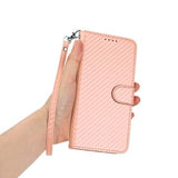 Samsung Galaxy S26 Ultra Premium Wallet-etui med rem - kulfiberstruktur - Kulstoflyserød