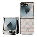 Samsung Galaxy Z Flip6/Z Flip7 FE DKNY Ternet Mønster og Stribe Cover - Pink