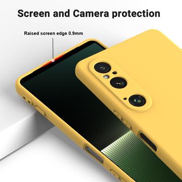 Sony Xperia 1 VI Liquid Silikone Cover med Strop - Gul