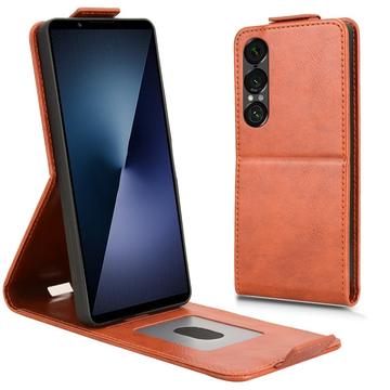 Sony Xperia 1 VII lodret flip-etui med stativ - Brun