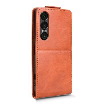 Sony Xperia 1 VII lodret flip-etui med stativ - Brun
