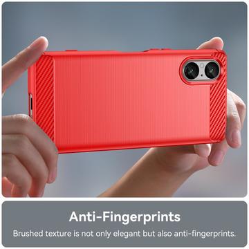 Sony Xperia 5 V Børstet TPU Cover - Karbonfiber - Rød