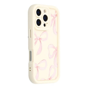 iPhone 16 Pro Max Stilfuldt stødsikkert TPU cover med forhøjede kanter - hvid / stor sløjfe