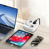 Tech-Protect PCS3X4 Stikdåse - 3 AC-udtag, 2 USB-A- og 2 USB-C-porte, 2m kabel - hvid