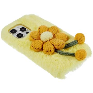 3D Plush Furry Vinter iPhone 14 Pro Max TPU Cover - Gul Blomst