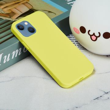 iPhone 15 Liquid Silicone Cover - Gul