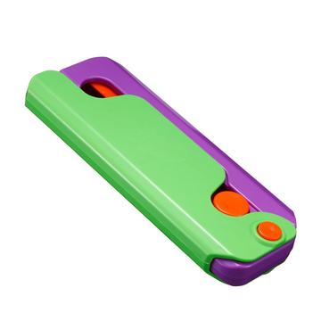 iPhone 15 Pro Max Gigantisk gulerodskniv stressaflastende etui - grøn / lilla