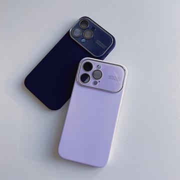 iPhone 15 Pro Max Flydende Silikoneetui med Linseglasbeskyttelse - Hvid