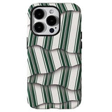 iPhone 15 Pro Striber aftageligt 2-i-1 hybrid-etui - grøn / hvid