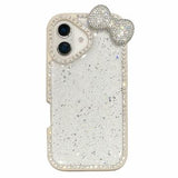iPhone 16 Sløjfe- og Rhinstens-epoxy Cover - hvid