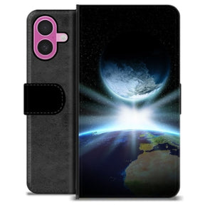 iPhone 16 Plus Premium Flip Cover med Pung - Verdensrum