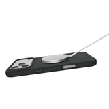 iPhone 17 Pro Max Spigen Silicone Fit MagFit Cover - Afgrundsgrøn