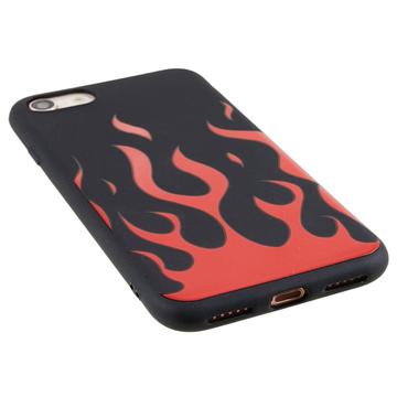 iPhone 7/8/SE (2020)/SE (2022) Silikone Cover med Flammer - sort